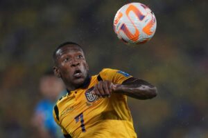 Pervis Estupinan Milan