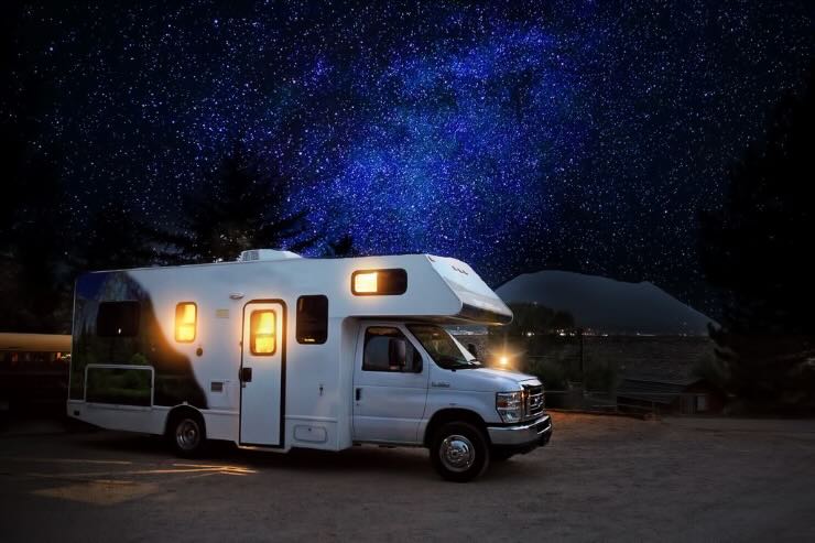 camper di notte